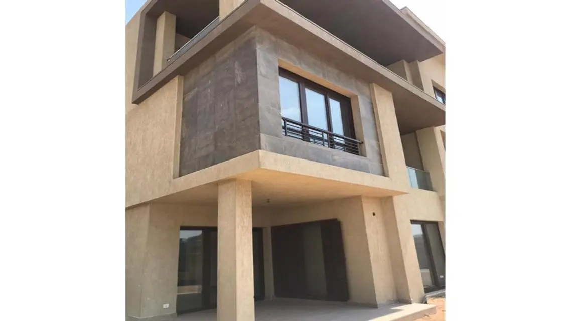 Luxury Villa for Sale with Lake View