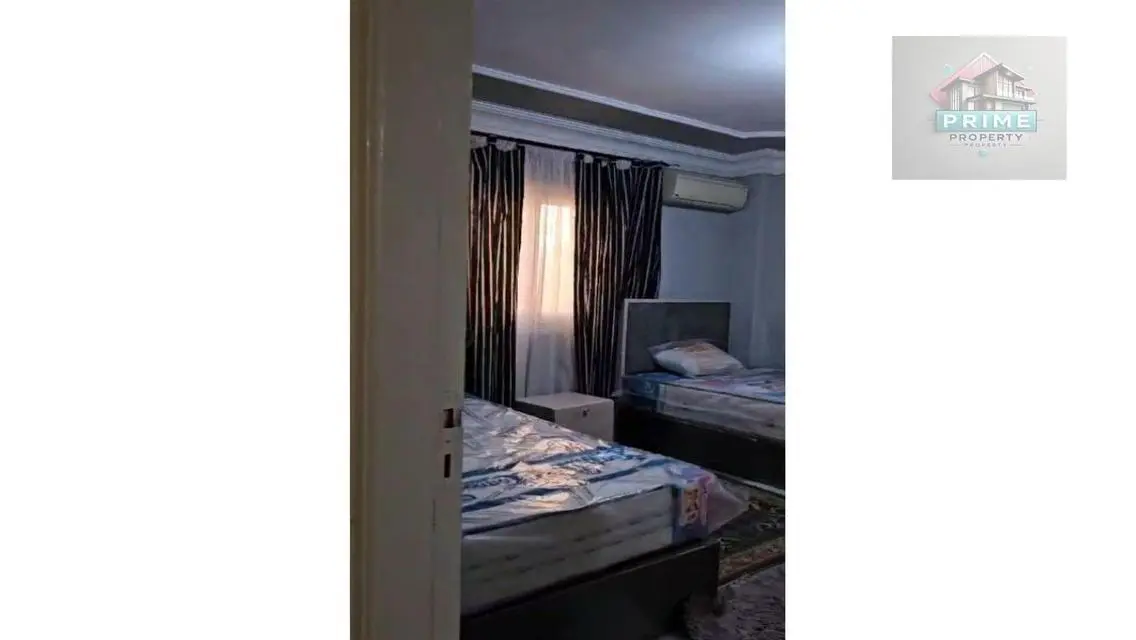 Luxury Apartment with 6 Bedrooms and 3 Bathrooms