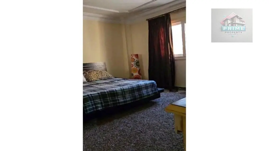 Luxury Apartment with 6 Bedrooms and 3 Bathrooms