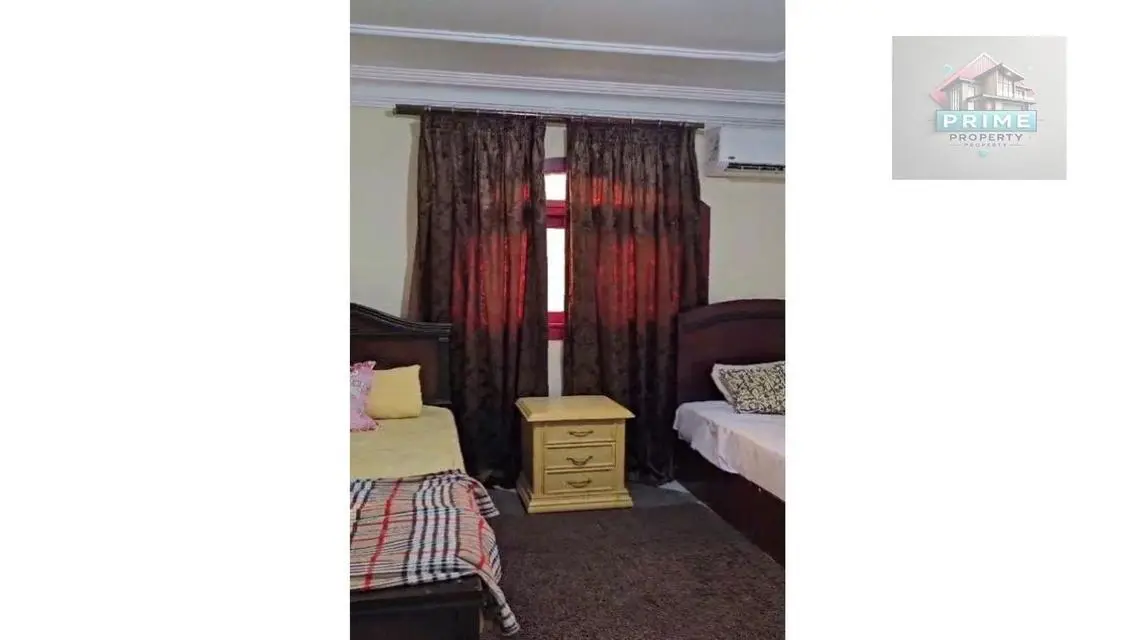 Luxury Apartment with 6 Bedrooms and 3 Bathrooms