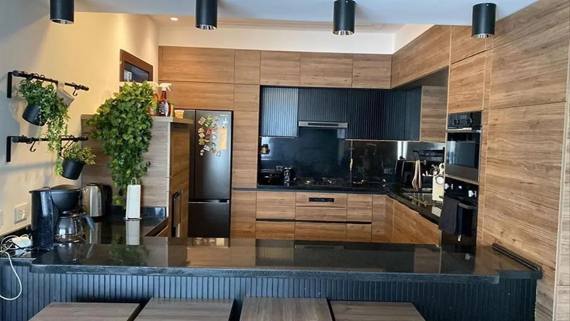 Luxury Villa for Sale with Shared Pool in the Heart of the City