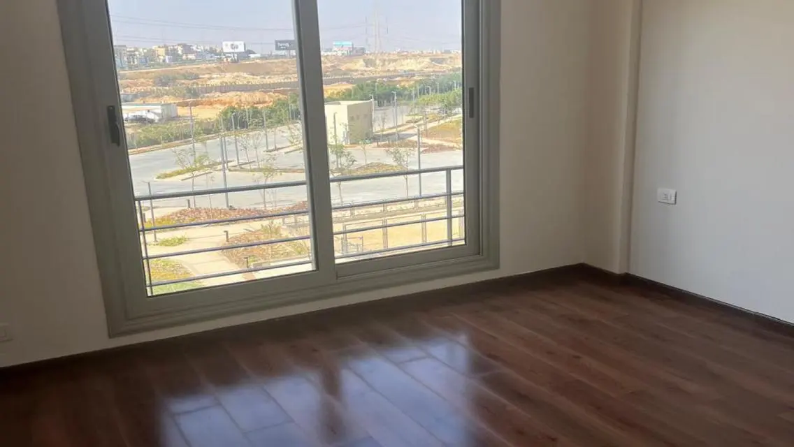 Luxury Apartment for Rent with 185 sqm