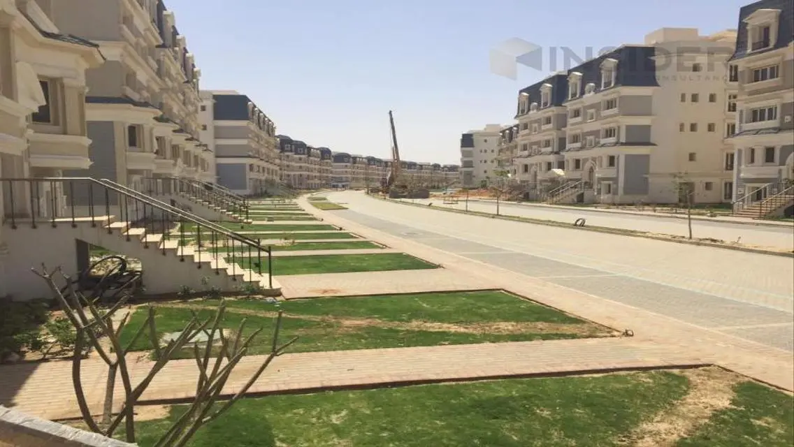 Luxury Apartment in the Heart of the City with Full Amenities
