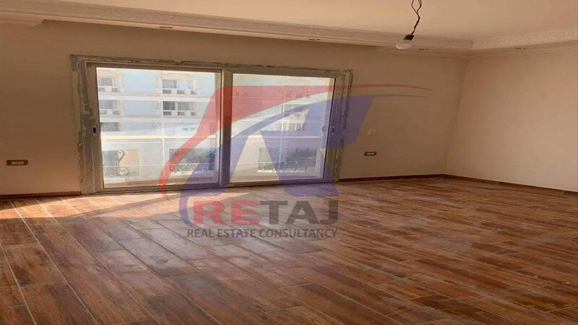 Exceptional Rental Opportunity: Spacious Apartment for 25000 EGP