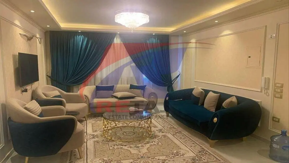 Exceptional Rental Opportunity: Spacious Apartment for 25000 EGP