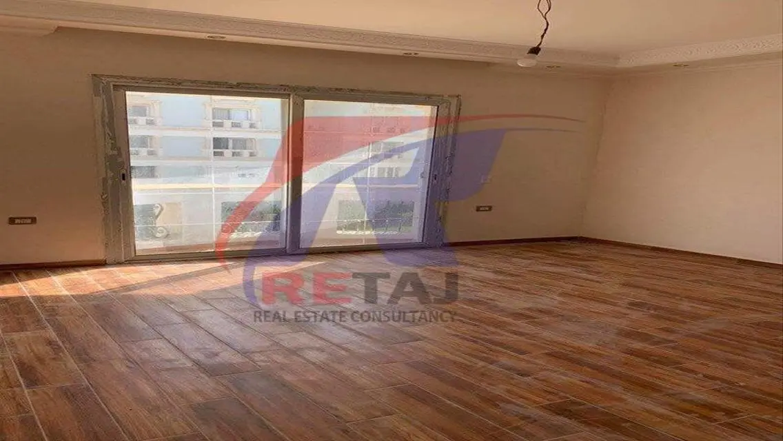 Exceptional Rental Opportunity: Spacious Apartment for 25000 EGP