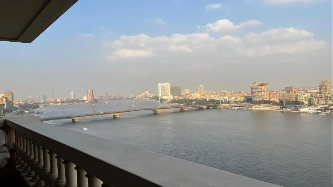 فيلا فاخرة مع مسبح خاص وإطلالة مميزة