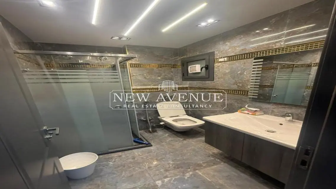 Luxury Property with Space -175-
