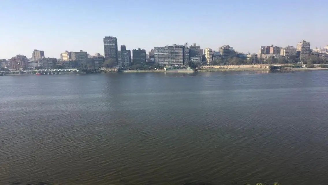 Luxury Apartment Overlooking Lakes and Main Attractions