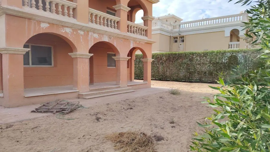 Luxury Villa for Sale in Cairo