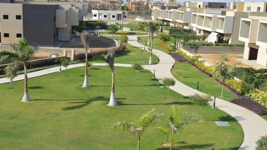 شقة فاخرة بمساحة واسعة وإطلالة ساحرة