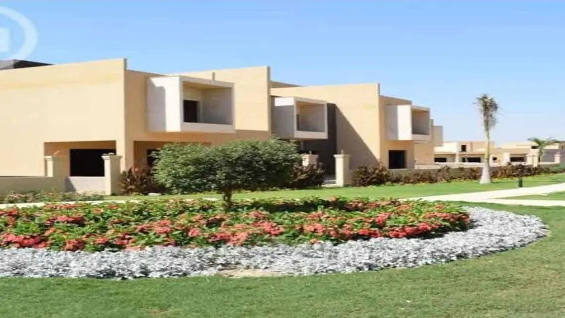 شقة فاخرة للبيع بمساحة 225 متر مربع