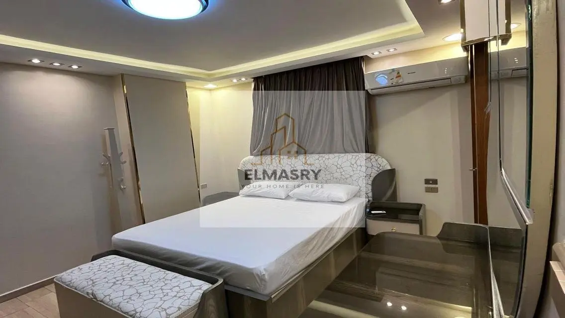 شقة فاخرة بمساحة 200 متر مع تكييف مركزي وميزات رائعة