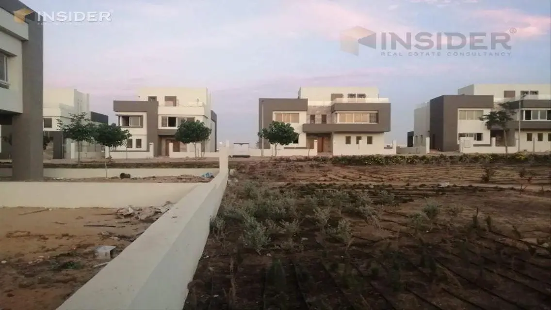 Luxury Villa with Private Garden and Stunning Views for Sale