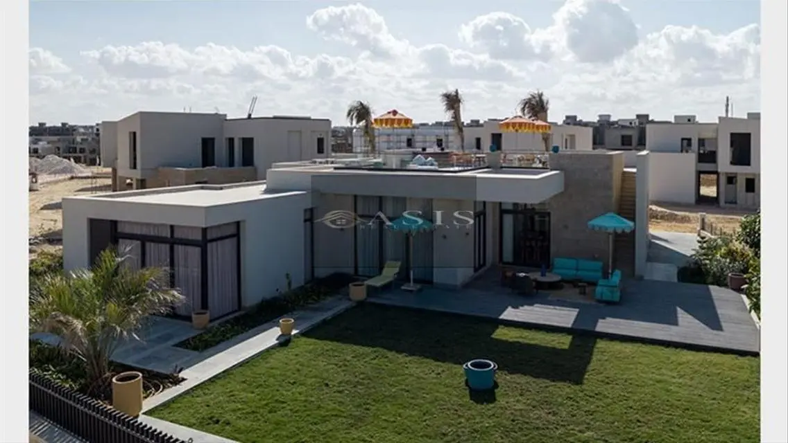 Luxury Property with Breathtaking Views and Amazing Amenities