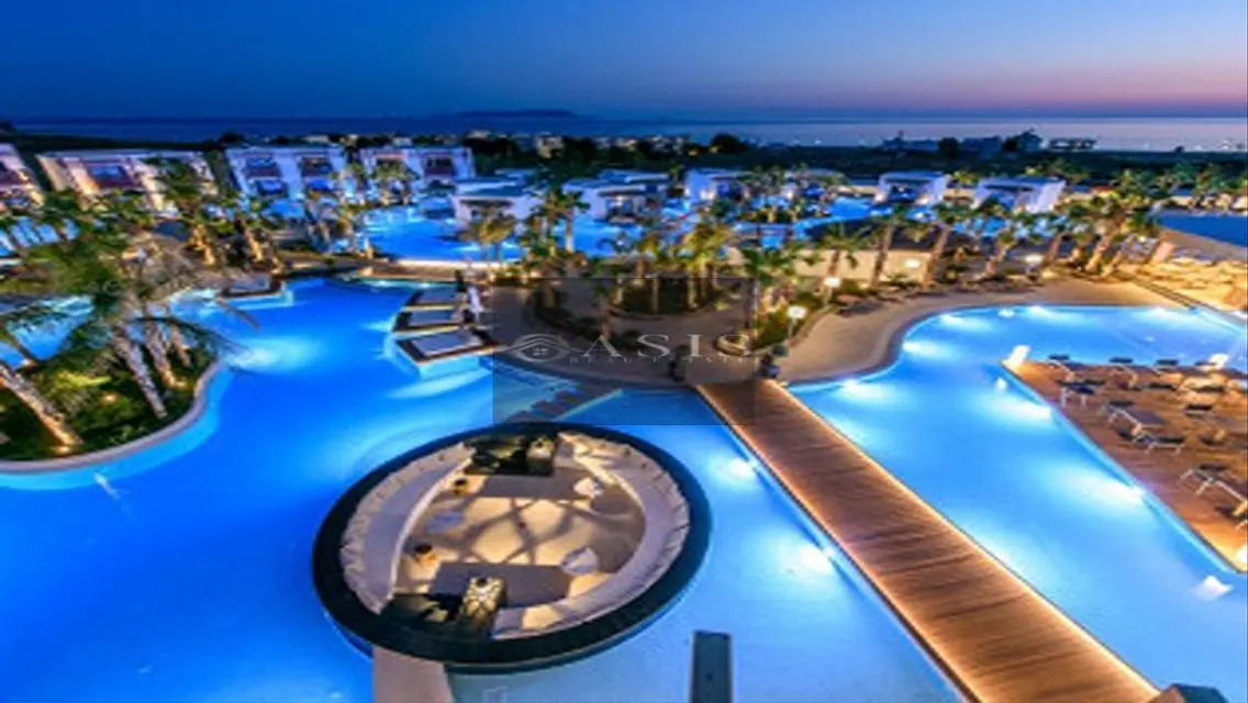Luxury Property with Breathtaking Views and Amazing Amenities