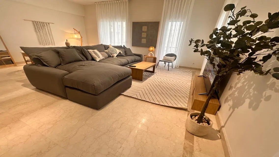 Luxurious Villa with Garden and Private Pool