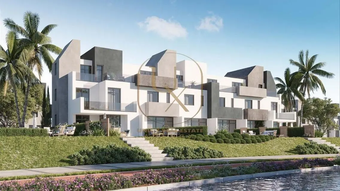 Luxury Mansion for Sale in the Heart of the City