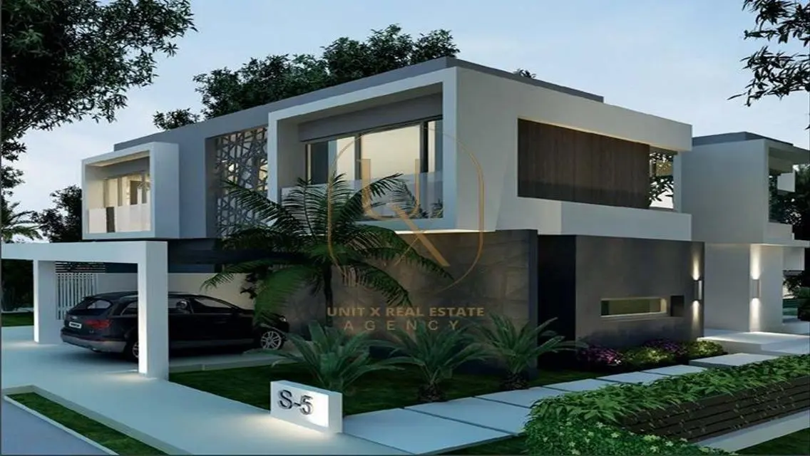 Luxury Villa for Sale in Prime Location with Private Pool and Garden