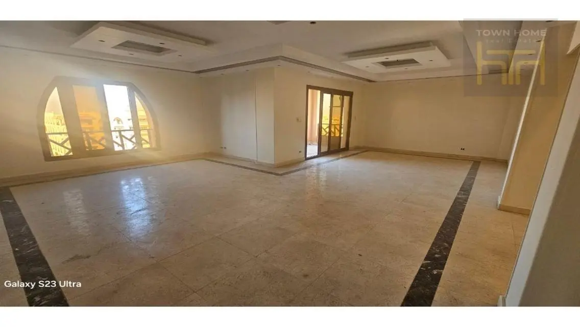 Luxurious Apartment for Rent in the City Center