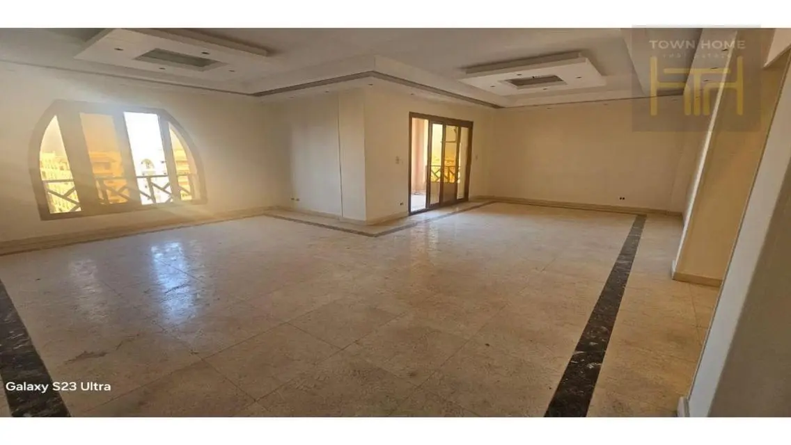 Luxurious Apartment for Rent in the City Center