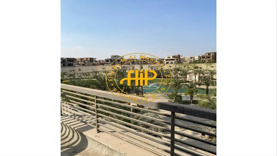 Skyloft 385 Apartment for Sale