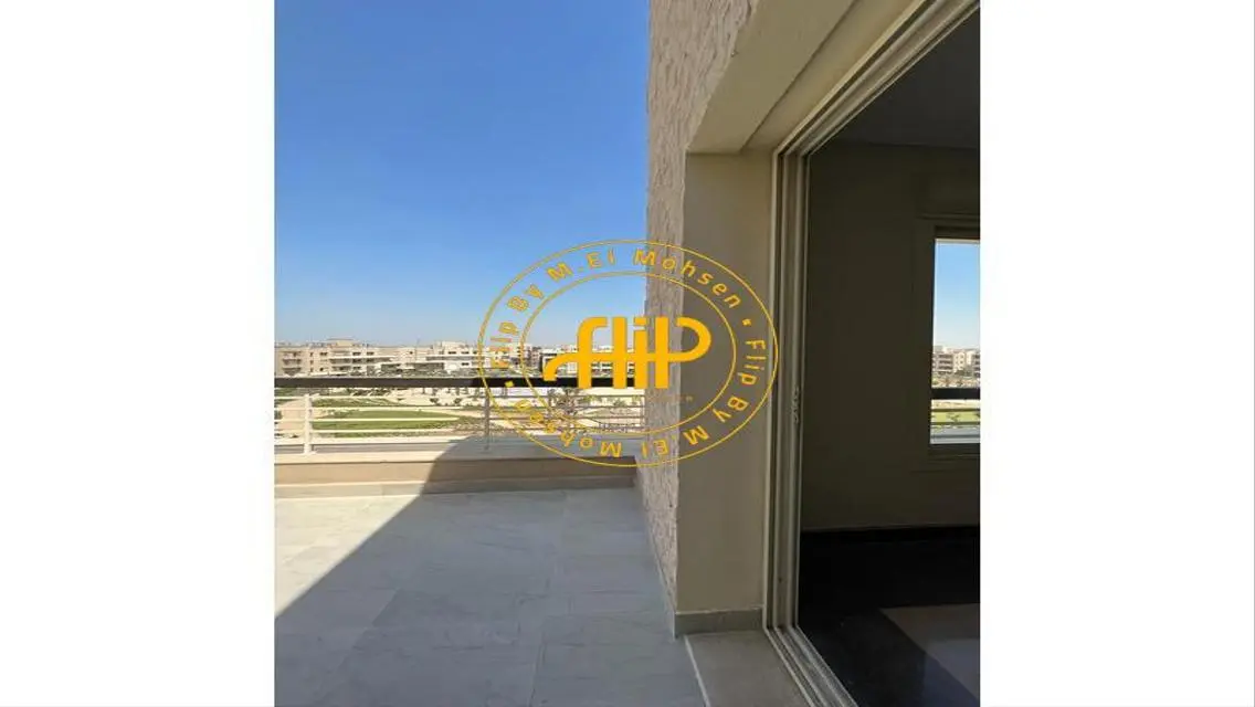 Exclusive Penthouse For Sale in Amberville - 237 sqm