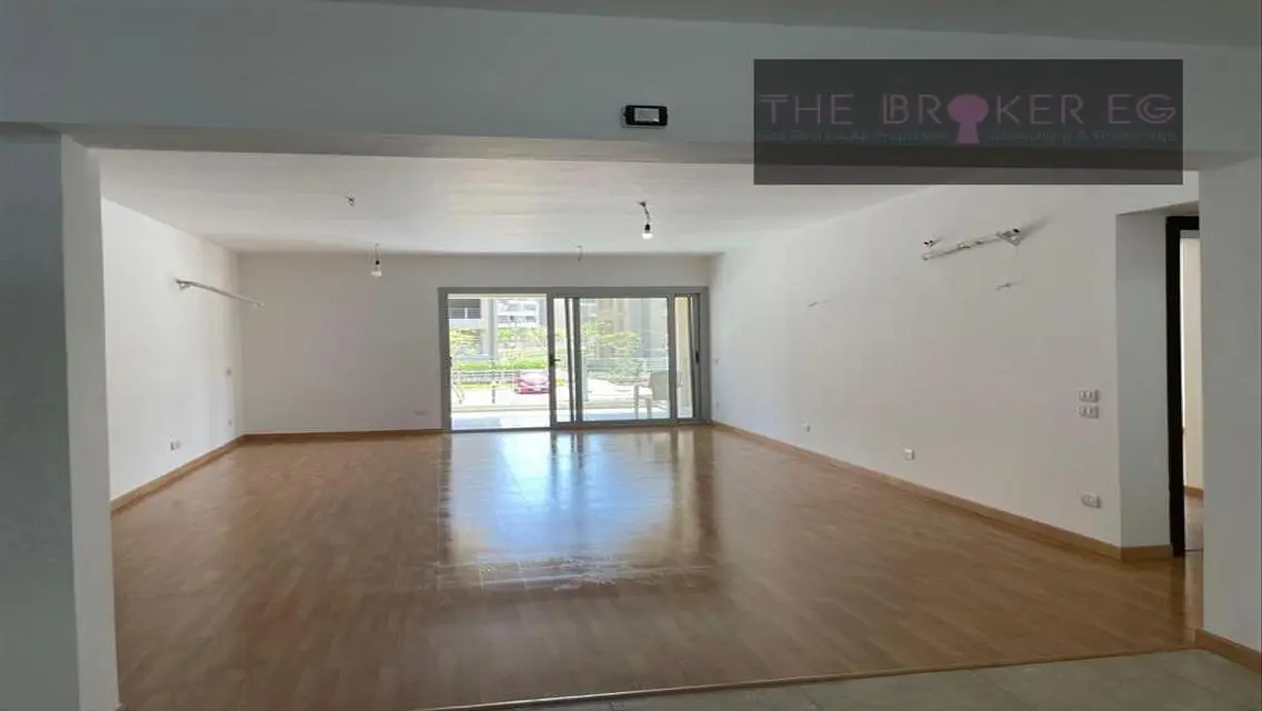 Luxury Apartment for Sale - 800 Square Meters