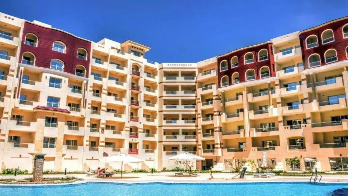 Luxury Apartment with Stunning View -77-30-