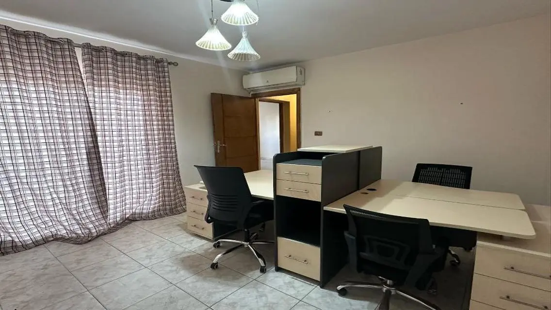 مساحة تجارية للإيجار ب30000 جنيه