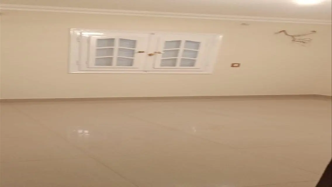 شقة رائعة بمسبح خاص وإطلالة مميزة