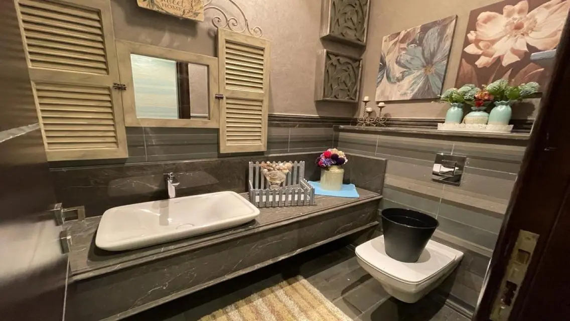 Brand New 3-Bedroom Apartment in the Heart of the City