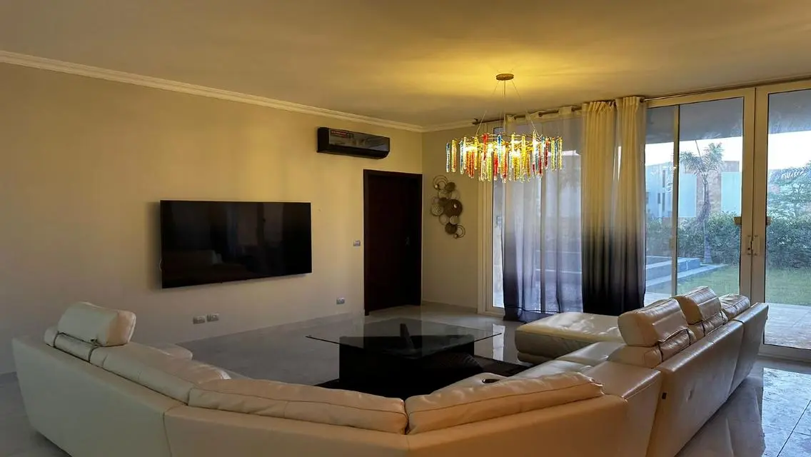 Luxury Villa with Private Garden and Pool