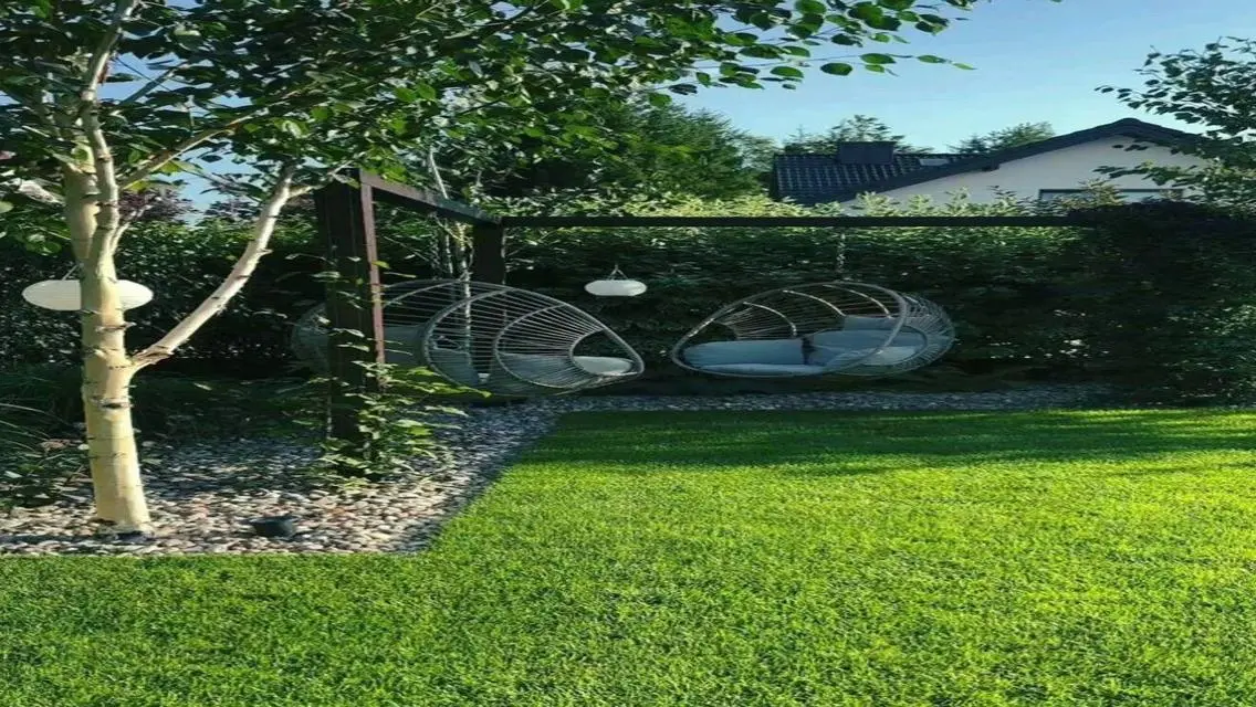 Luxurious Apartment with Private Garden and Shared Pool