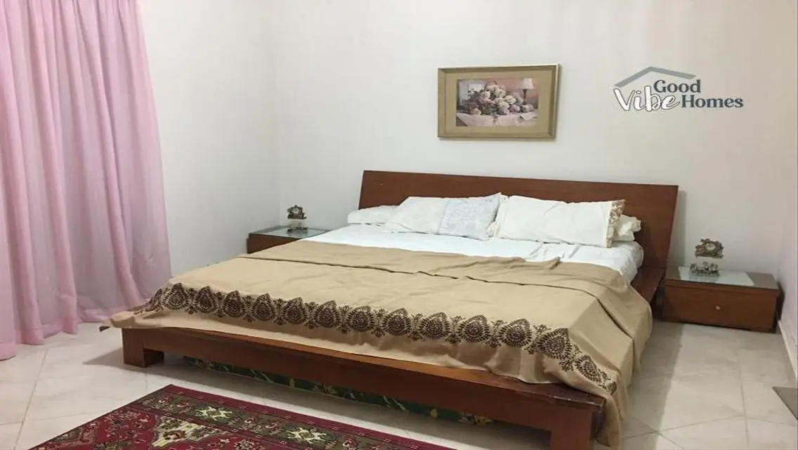 Luxury Villa with Green Spaces and Amenities