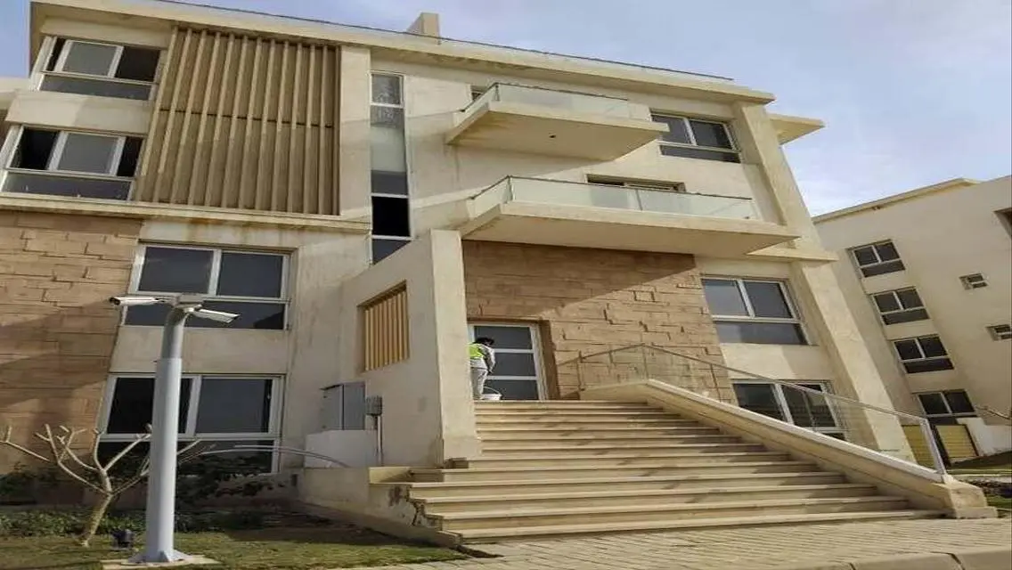 Luxurious Apartment in AUC with Private Garden and Pool