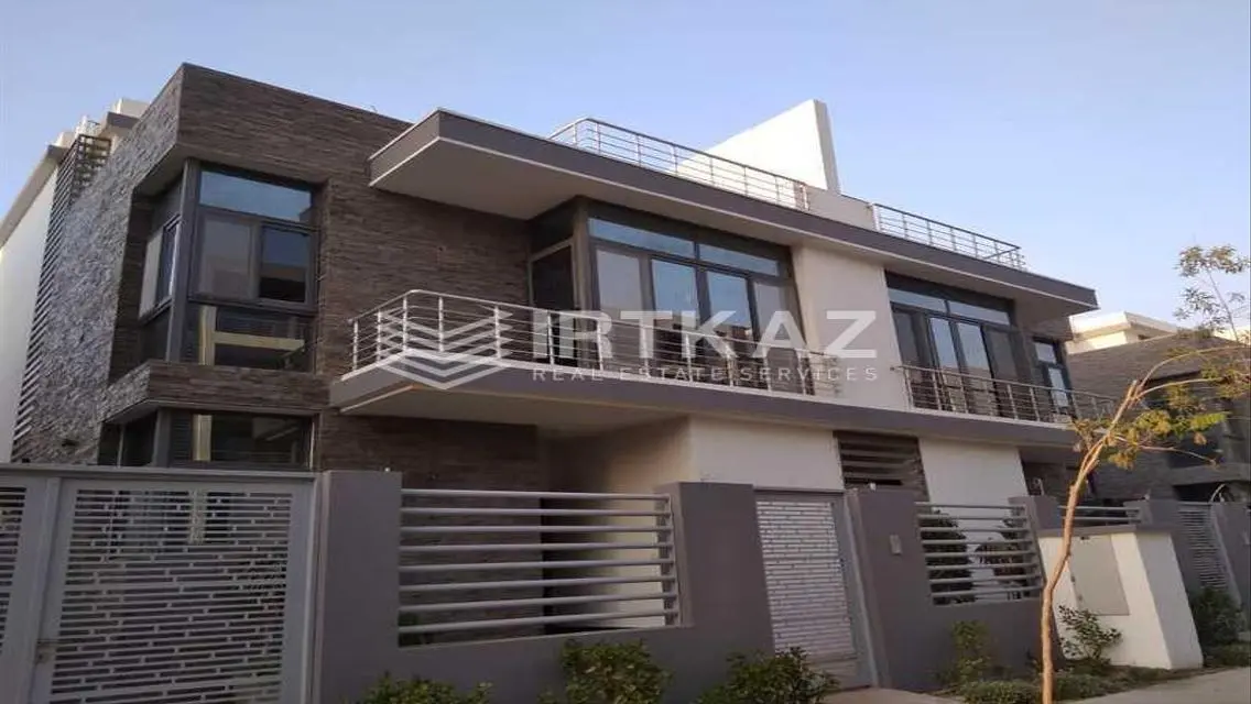 Luxury Apartment for Sale with Private Garden at Attractive Price
