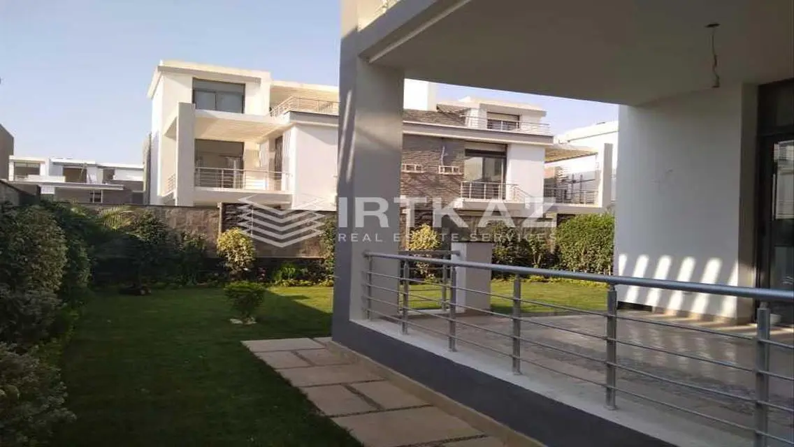 Luxury Apartment for Sale with Private Garden at Attractive Price