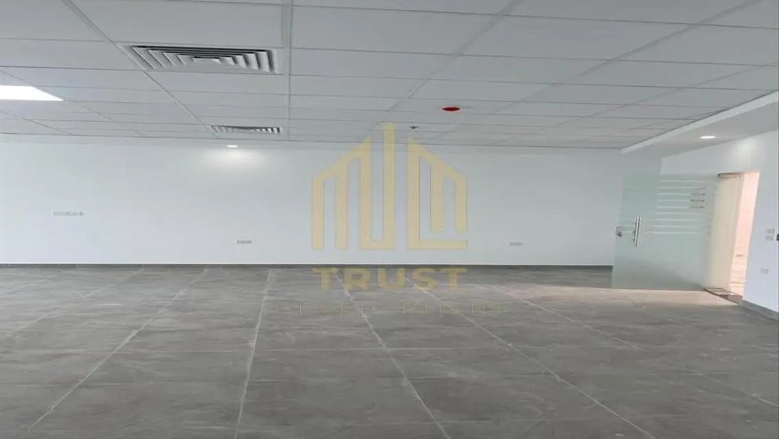 Exceptional Investment Opportunity in Spacious Property