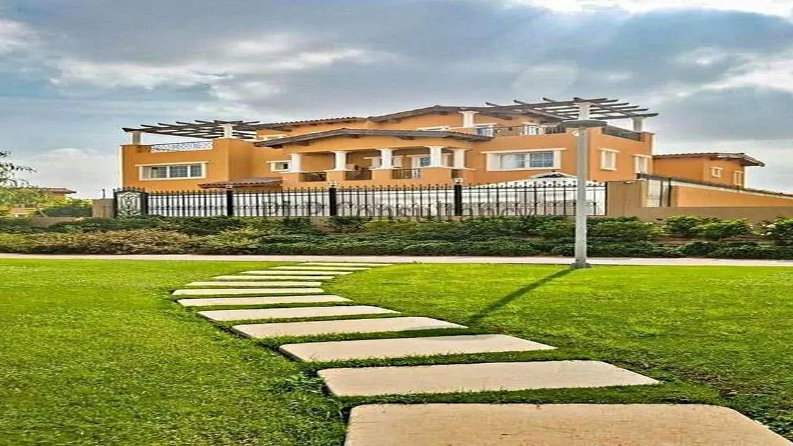 Stunning Apartment for Sale in Hyde Park - New Cairo