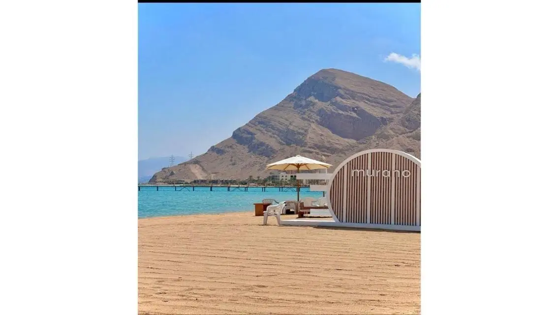 شقة فاخرة للبيع بإطلالة رائعة