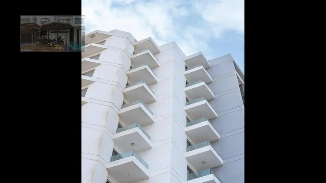 Luxury Apartment with Private Garden and Pool