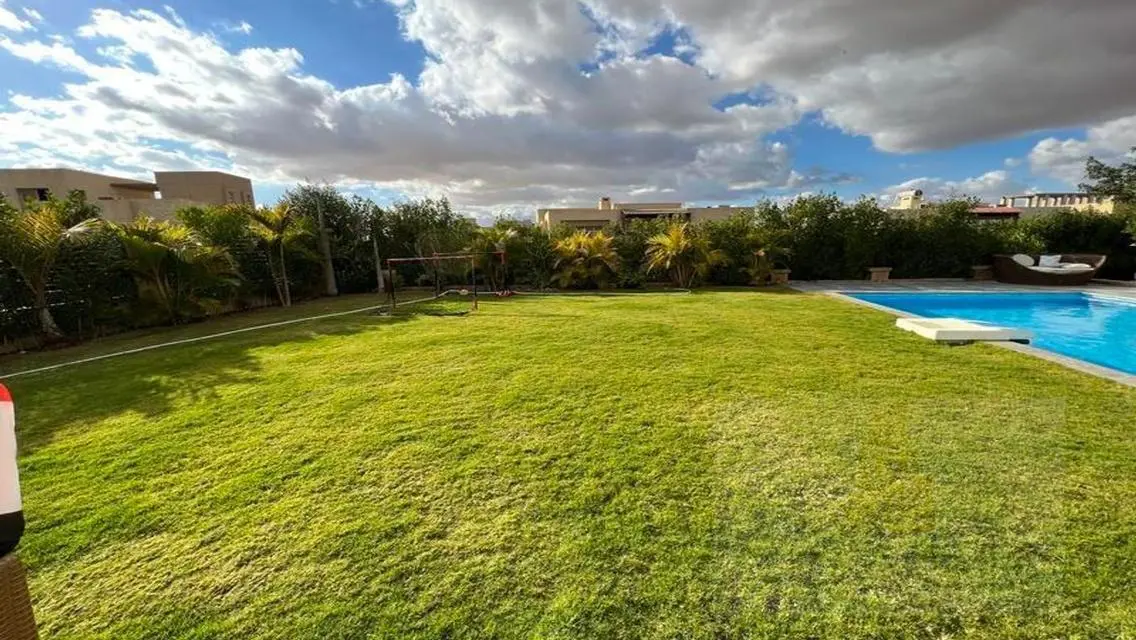 Luxury Villa for Sale with Private Garden and Pool