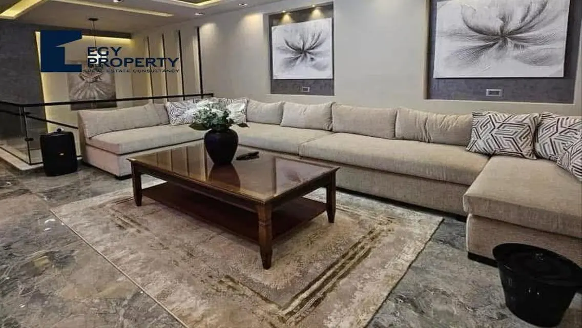 Luxury Villa for Sale with Private Pool in Prime Location