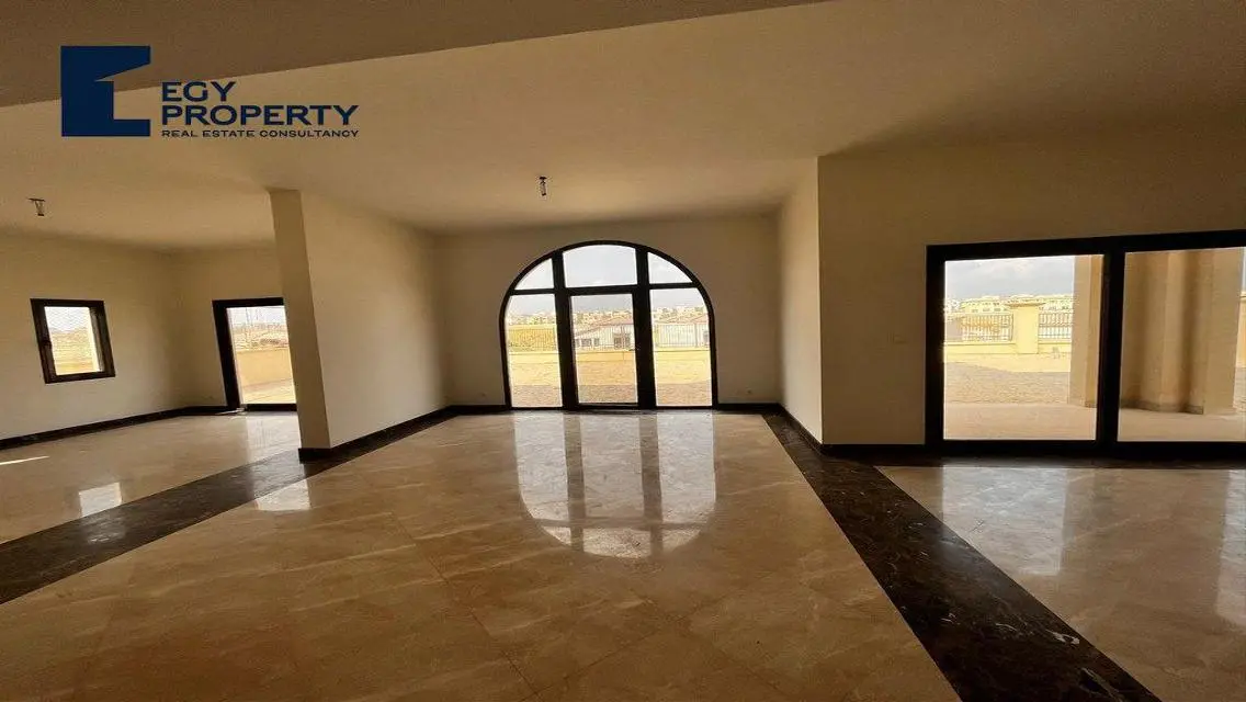 Luxury Villa for Sale with Private Pool in Prime Location