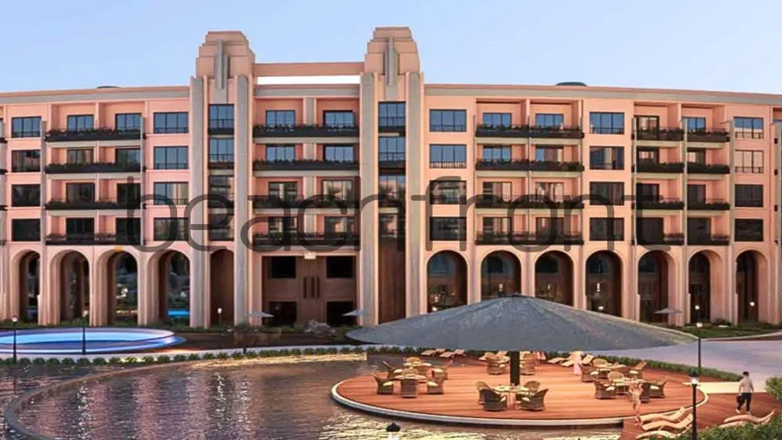 Luxury Apartment with Lake View