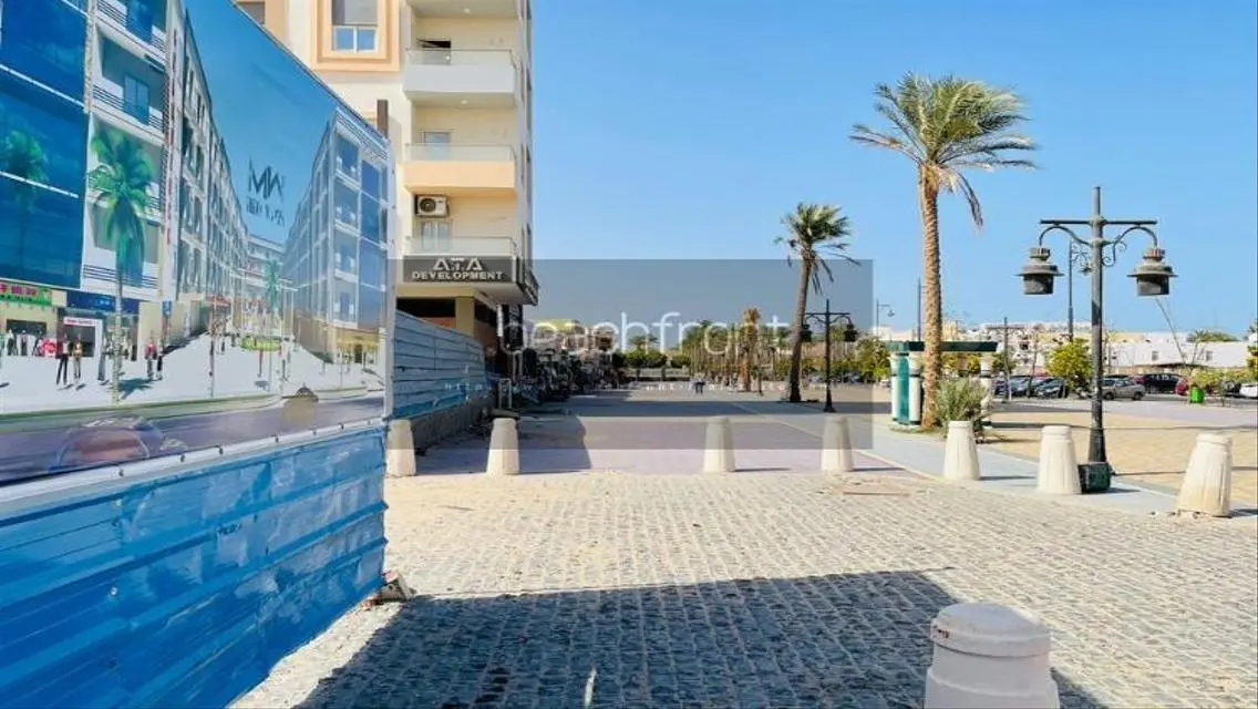 Luxury Apartment with Lake View for Sale