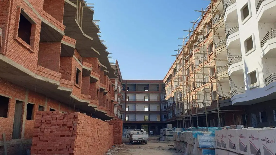 Luxury Apartment with Lake View for Sale