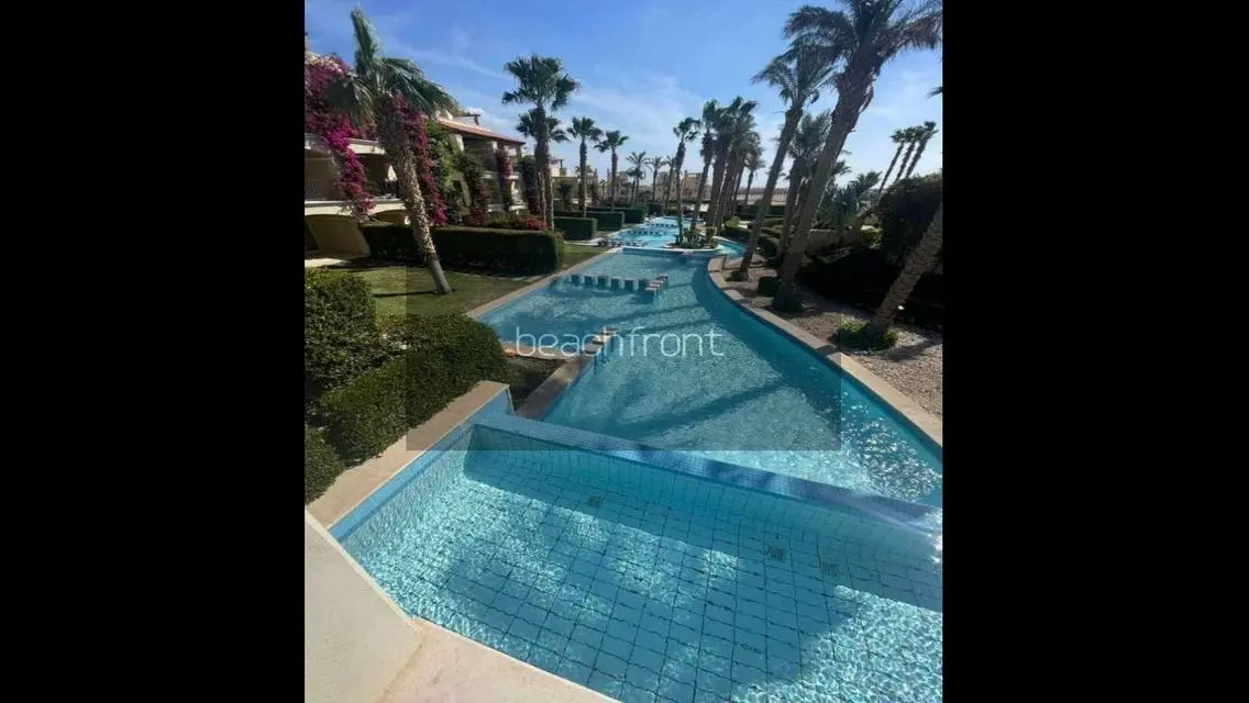 Luxury Apartment with Extensive Amenities