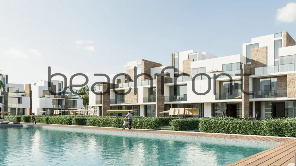 Luxury Apartment with Spacious Lake View